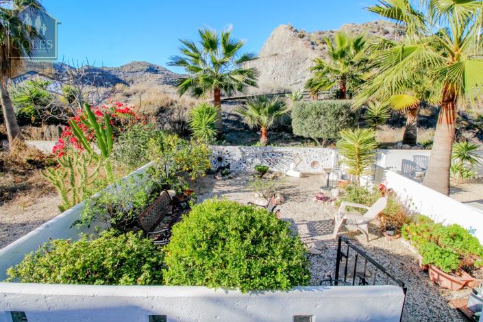 Image No.25-3 Bed Townhouse for sale