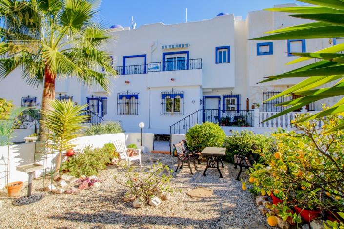 Image No.26-3 Bed Townhouse for sale