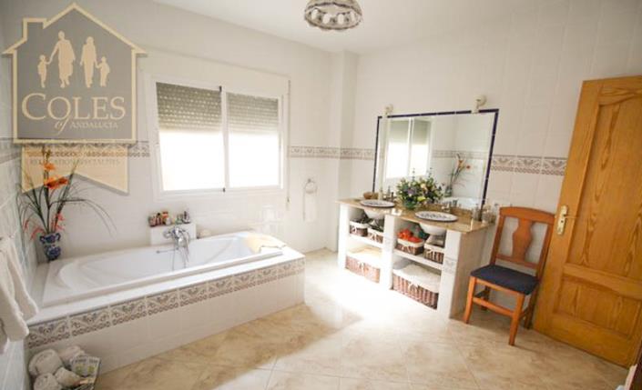 Image No.9-Maison / Villa de 7 chambres à vendre à Pulpí