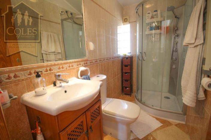 Image No.7-3 Bed Villa / Detached for sale