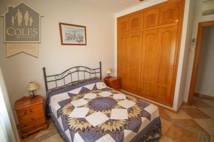 Image No.11-3 Bed Villa / Detached for sale