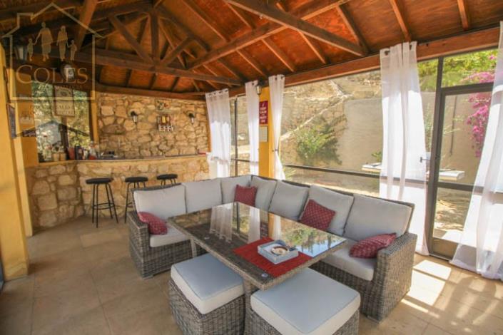 Image No.23-3 Bed Villa / Detached for sale