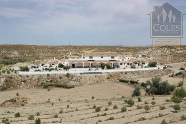 Image No.16-11 Bed Cortijo for sale
