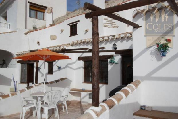 Image No.25-11 Bed Cortijo for sale