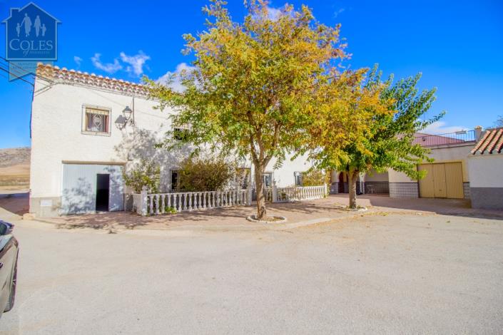 Image No.2-Maison de ville de 6 chambres à vendre à Chirivel