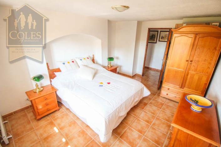 Image No.22-Maison de campagne de 5 chambres à vendre à Cúllar-Baza