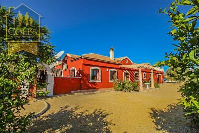 5 Bed Villa / Detached for sale