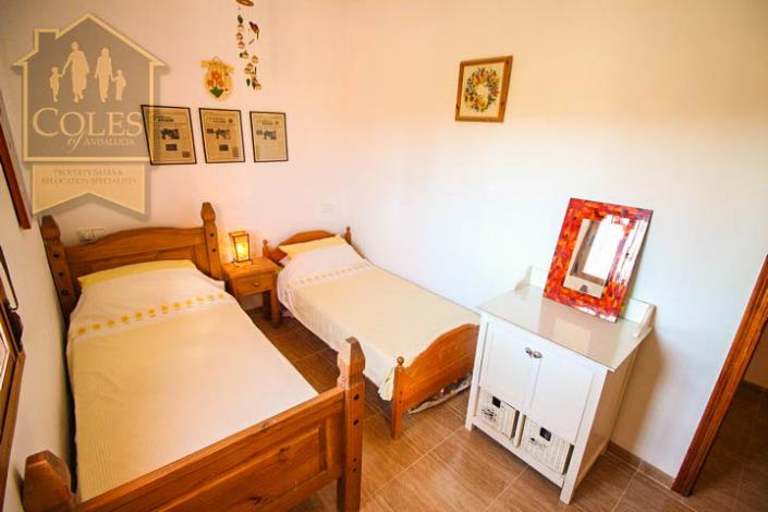 Image No.14-5 Bed Villa / Detached for sale