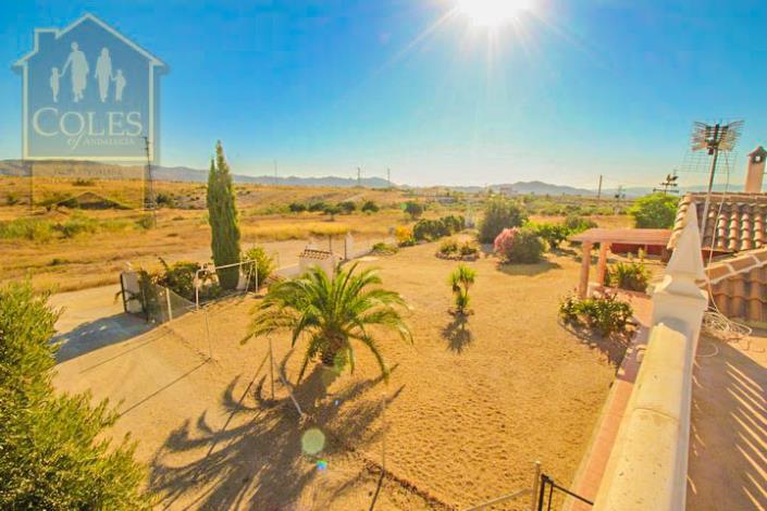 Image No.29-5 Bed Villa / Detached for sale