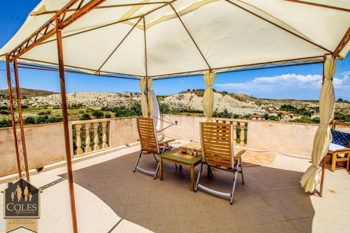 Image No.7-3 Bed Village House for sale