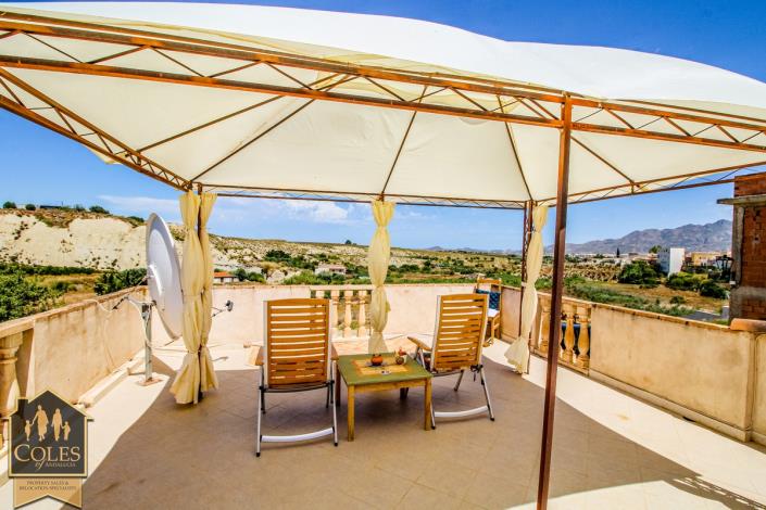 Image No.8-3 Bed Village House for sale