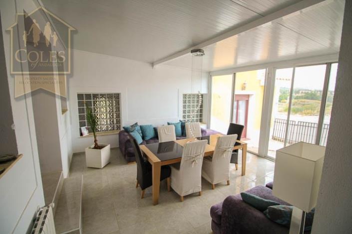 Image No.9-3 Bed Villa / Detached for sale