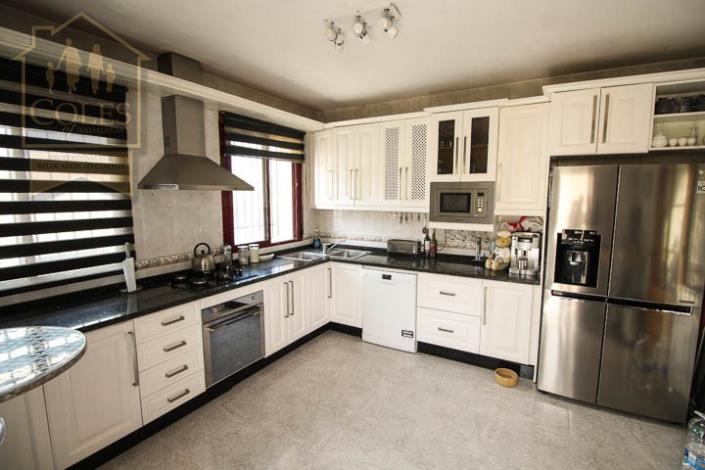 Image No.12-3 Bed Villa / Detached for sale