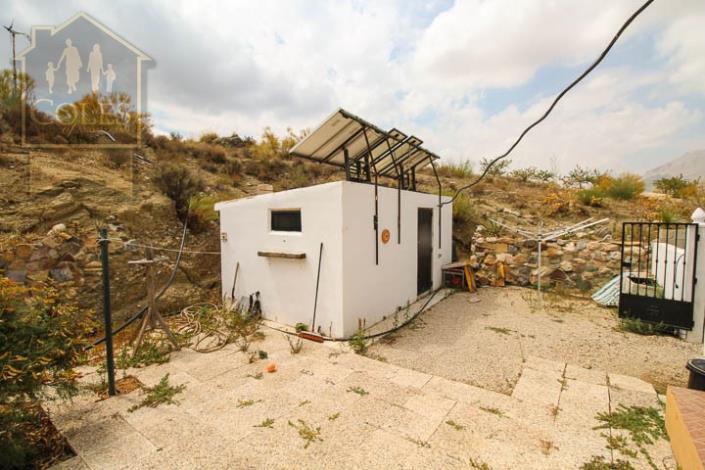 Image No.23-3 Bed Villa / Detached for sale