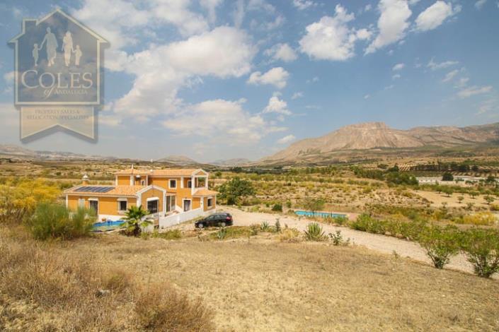 Image No.26-3 Bed Villa / Detached for sale