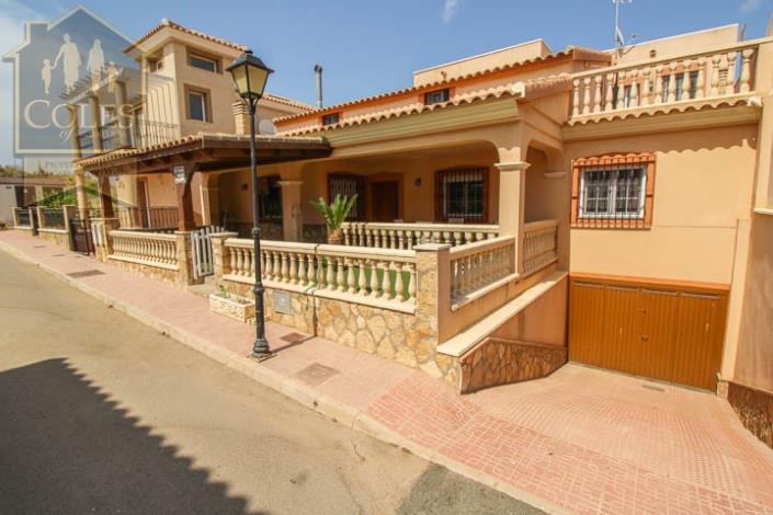 Image No.2-4 Bed Villa for sale