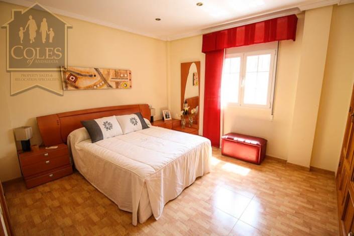 Image No.18-4 Bed Villa for sale