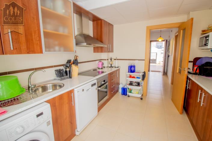 Image No.12-4 Bed Townhouse for sale