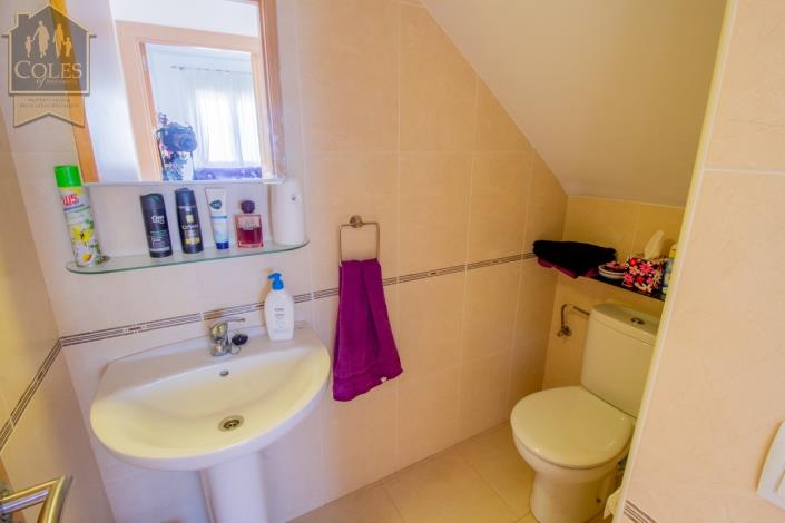 Image No.14-4 Bed Townhouse for sale