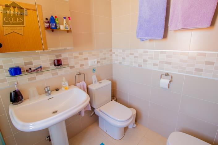 Image No.19-4 Bed Townhouse for sale