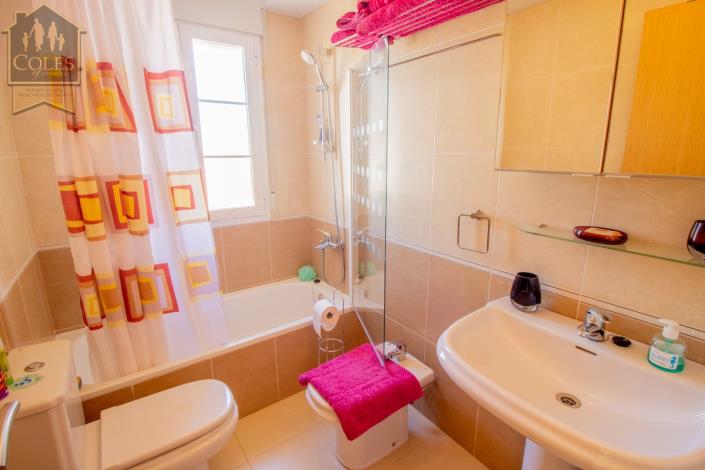 Image No.24-4 Bed Townhouse for sale