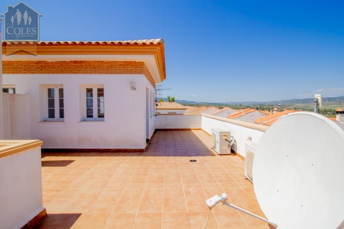 Image No.27-4 Bed Townhouse for sale