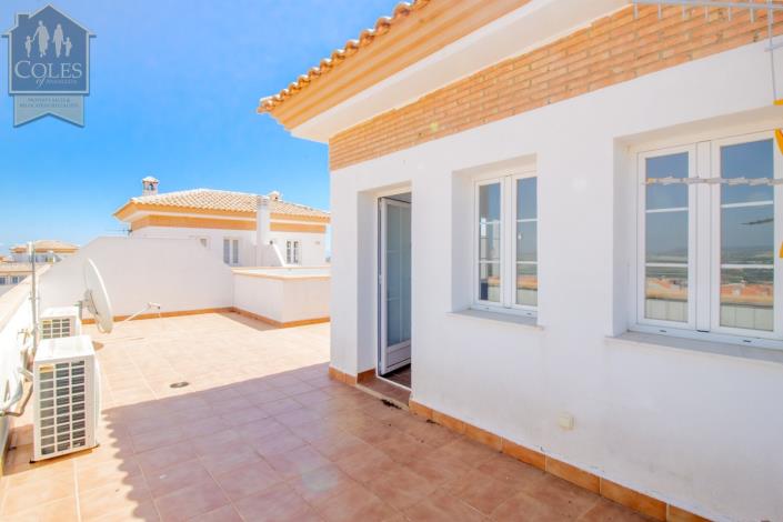 Image No.29-4 Bed Townhouse for sale