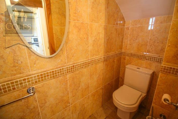 Image No.6-2 Bed Townhouse for sale