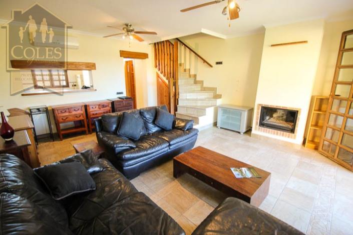 Image No.9-2 Bed Townhouse for sale