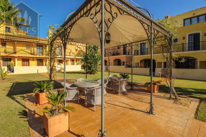 Image No.14-2 Bed Townhouse for sale