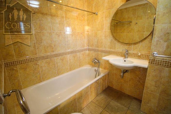 Image No.23-2 Bed Townhouse for sale