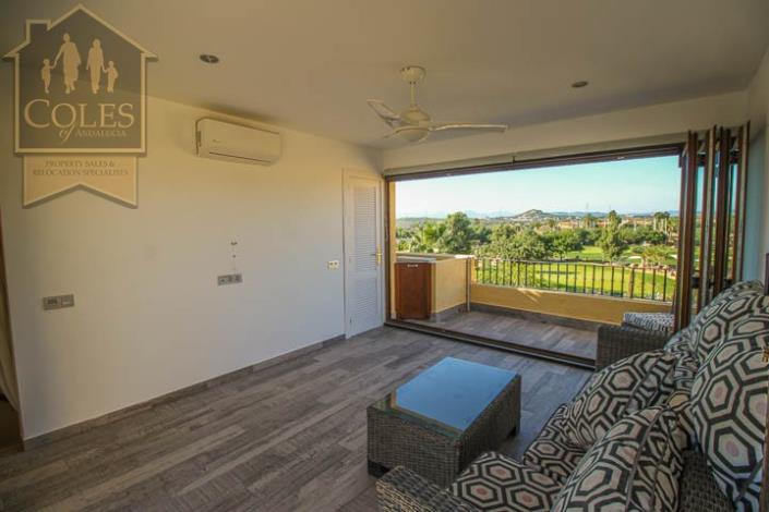 Image No.26-2 Bed Townhouse for sale