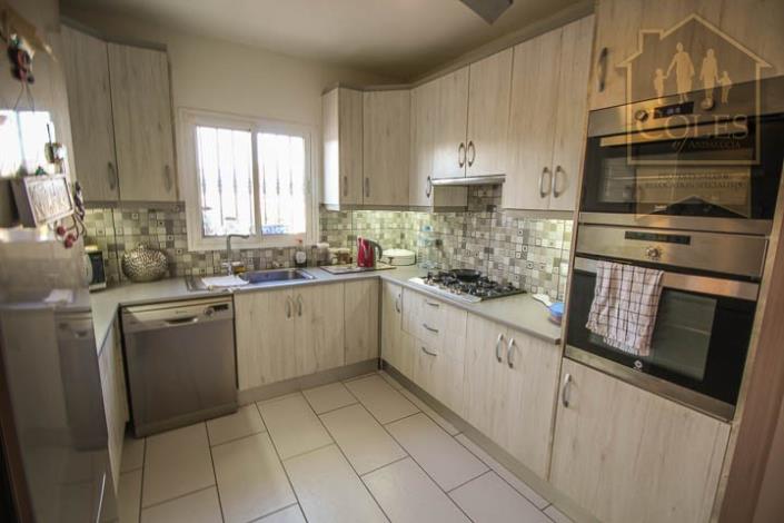 Image No.8-3 Bed Villa / Detached for sale