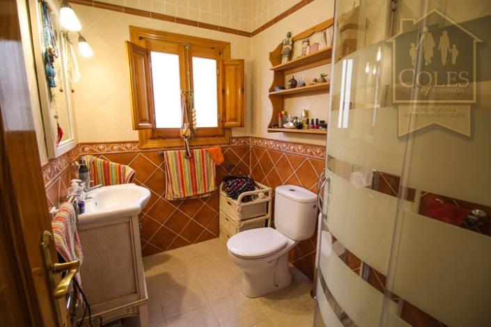 Image No.14-3 Bed Villa / Detached for sale