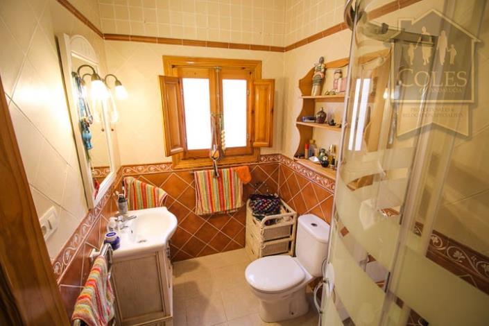 Image No.15-3 Bed Villa / Detached for sale