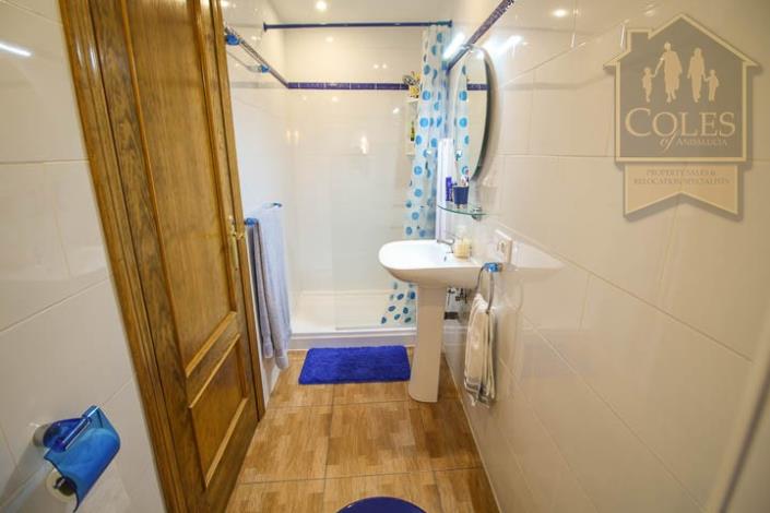 Image No.22-3 Bed Villa / Detached for sale