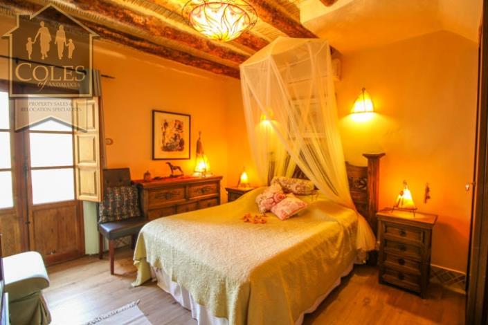 Image No.11-5 Bed Cortijo for sale