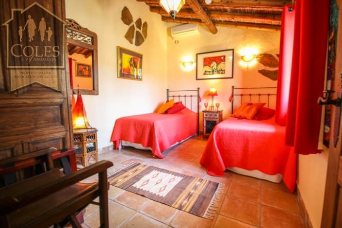 Image No.23-5 Bed Cortijo for sale