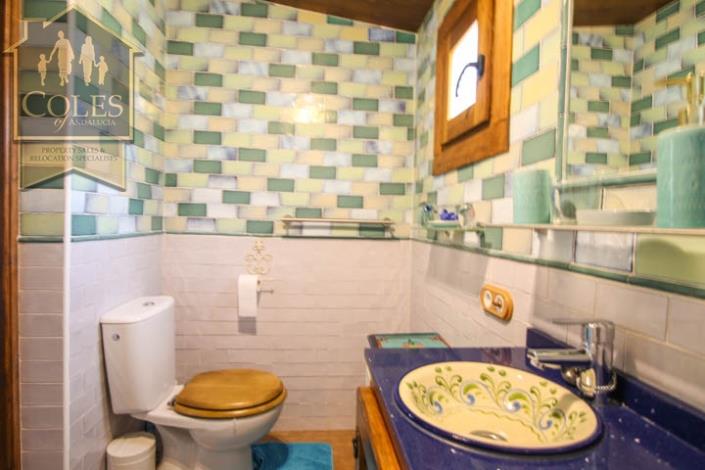 Image No.25-5 Bed Cortijo for sale