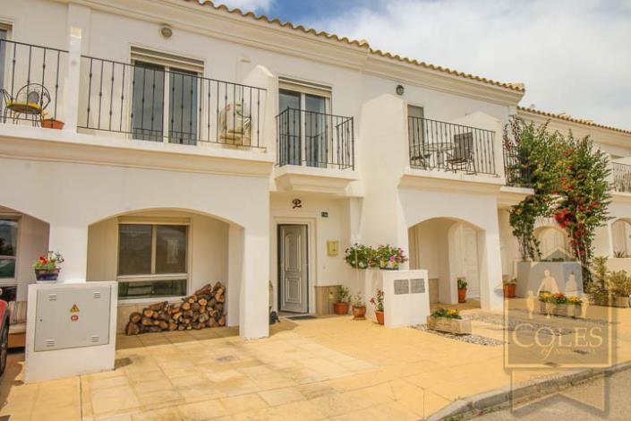 Image No.3-3 Bed Townhouse for sale