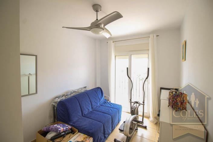 Image No.11-3 Bed Townhouse for sale