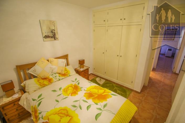 Image No.14-3 Bed Apartment for sale