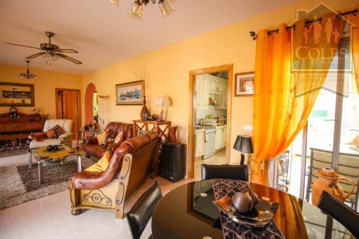 Image No.9-3 Bed Villa / Detached for sale