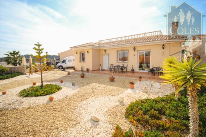 Image No.21-3 Bed Villa / Detached for sale