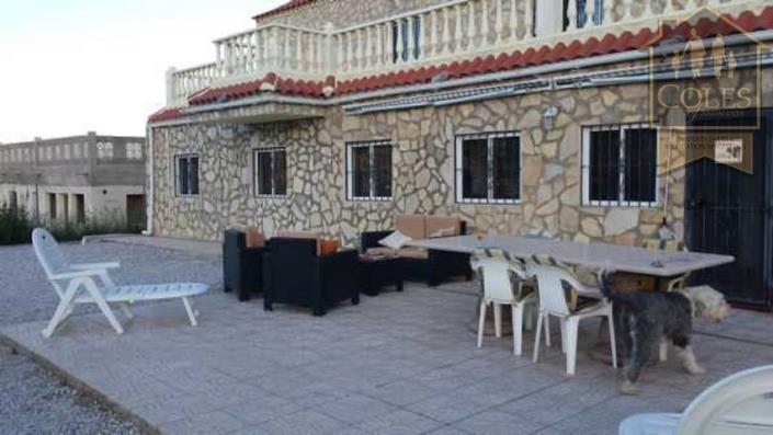 Image No.2-4 Bed Villa / Detached for sale