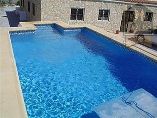 Image No.3-4 Bed Villa / Detached for sale