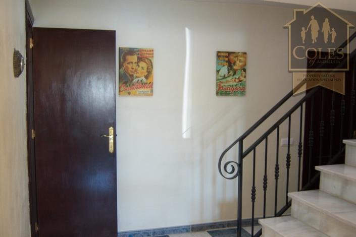 Image No.12-4 Bed Villa / Detached for sale