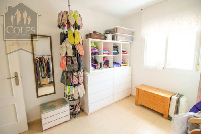 Image No.8-2 Bed Townhouse for sale