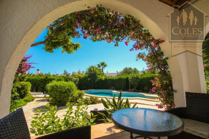 Image No.2-2 Bed Villa for sale