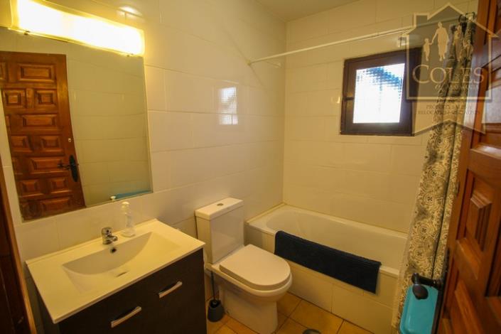 Image No.22-2 Bed Villa for sale